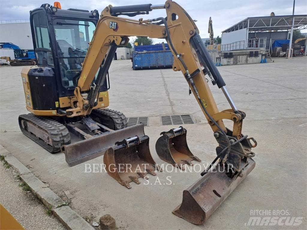 CAT 302.7 Escavadoras de rastos