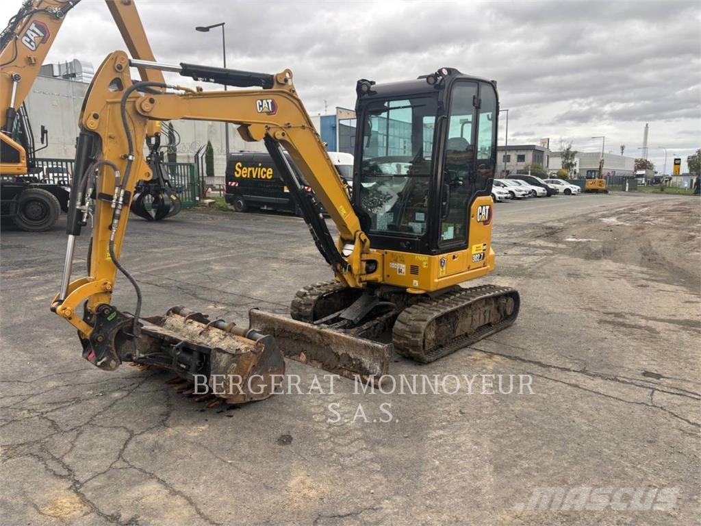 CAT 302.7 Escavadoras de rastos