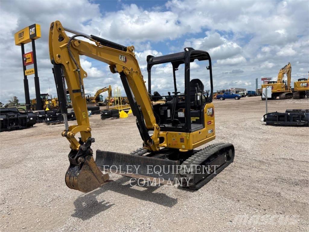 CAT 302.7-07LO Escavadoras de rastos