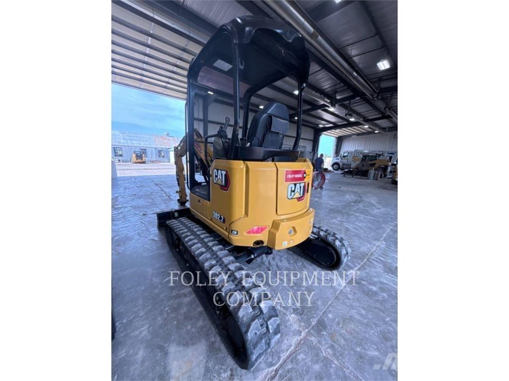 CAT 302.7-07LO Escavadoras de rastos