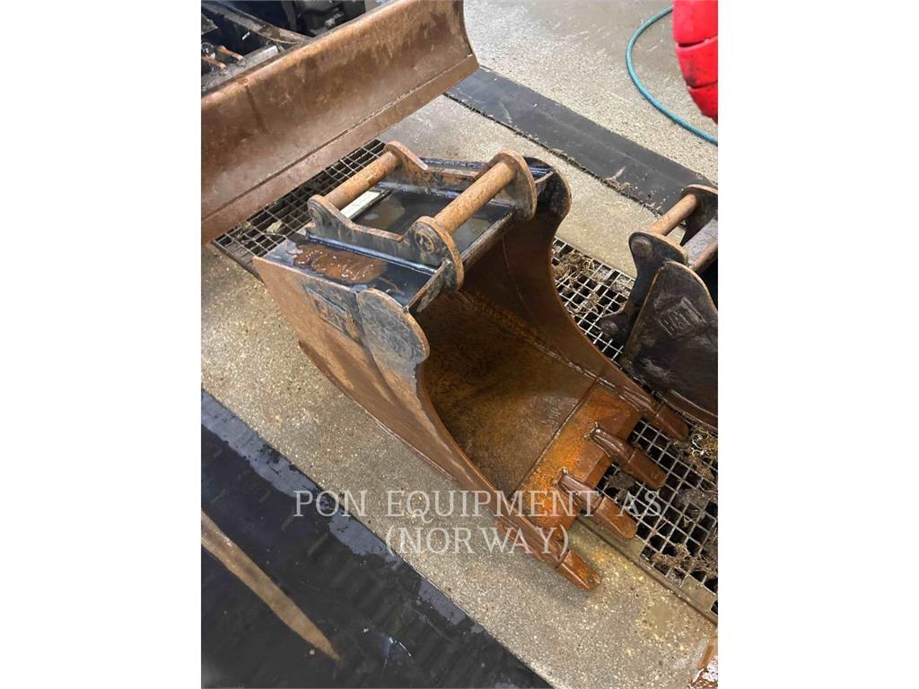 CAT 302.707CR Escavadoras de rastos