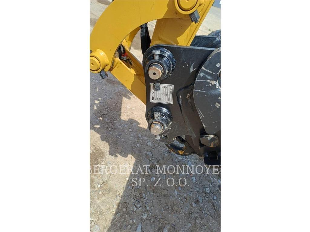 CAT 302.7CR Escavadoras de rastos