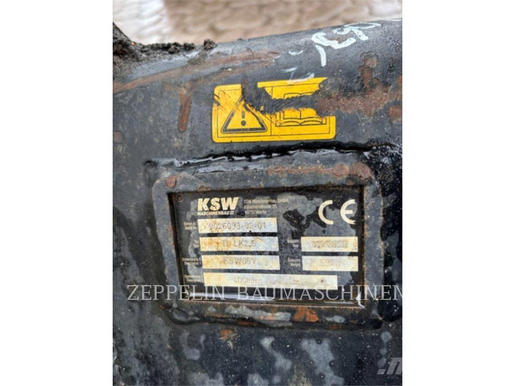 CAT 302.7D Escavadoras de rastos