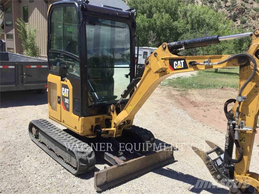 CAT 302 THB Escavadoras de rastos