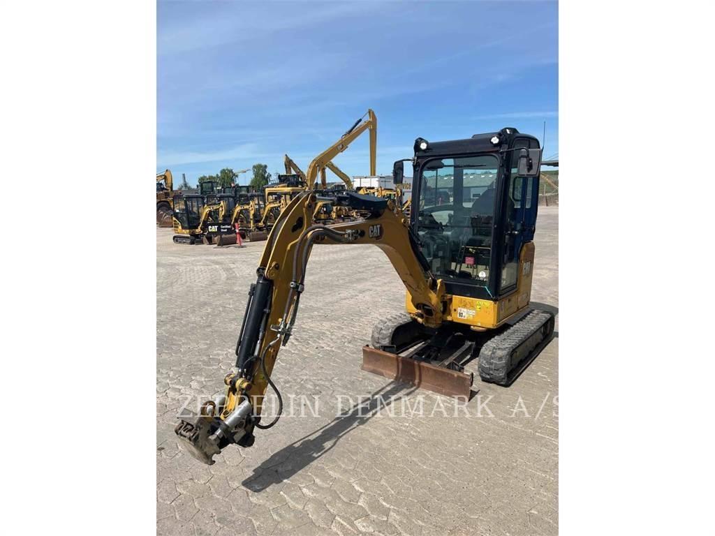CAT 30205CR Mini Escavadoras <7t