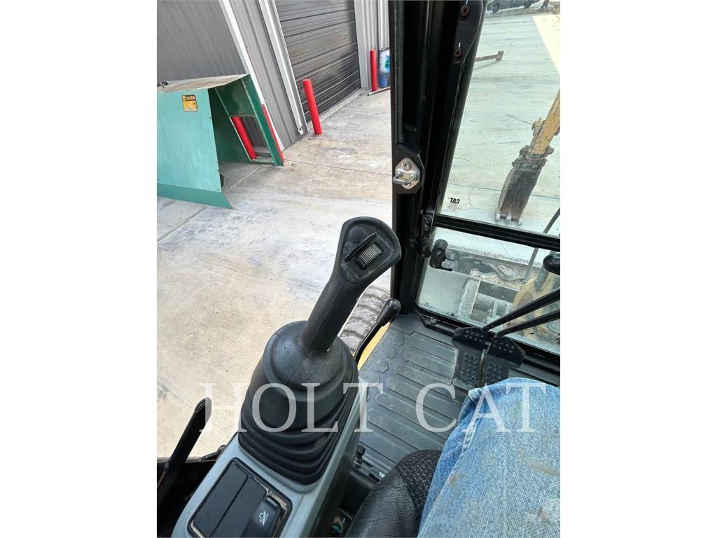 CAT 304E2CR Escavadoras de rastos