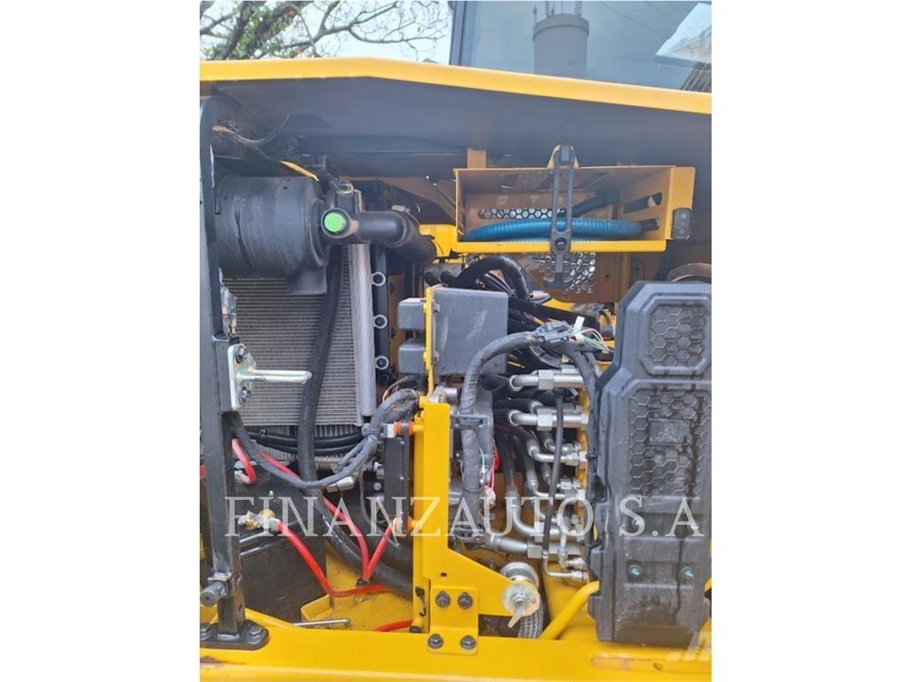 CAT 310 Escavadoras de rastos
