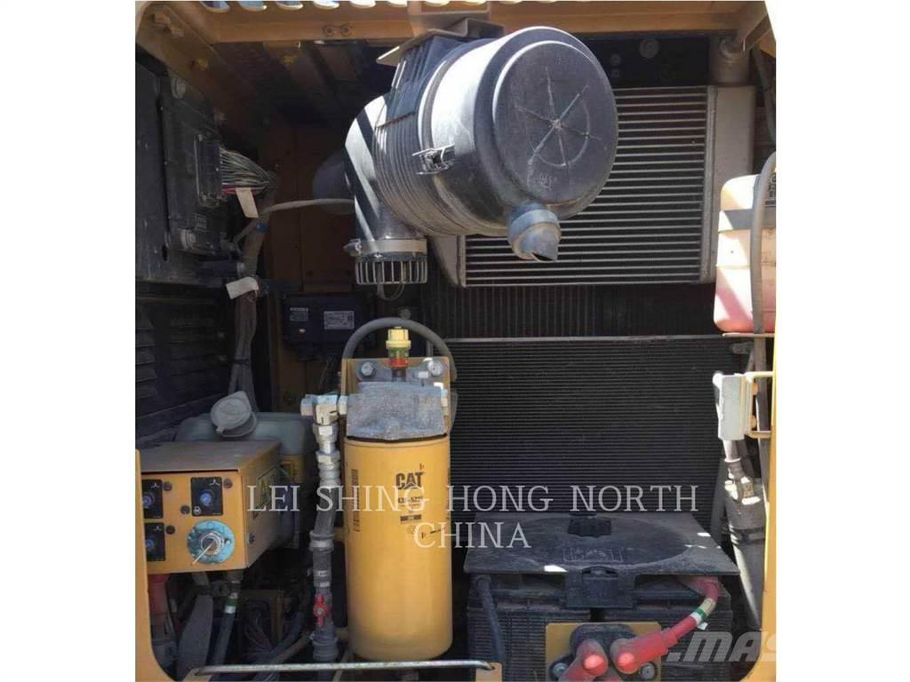 CAT 313D2GC Escavadoras de rastos