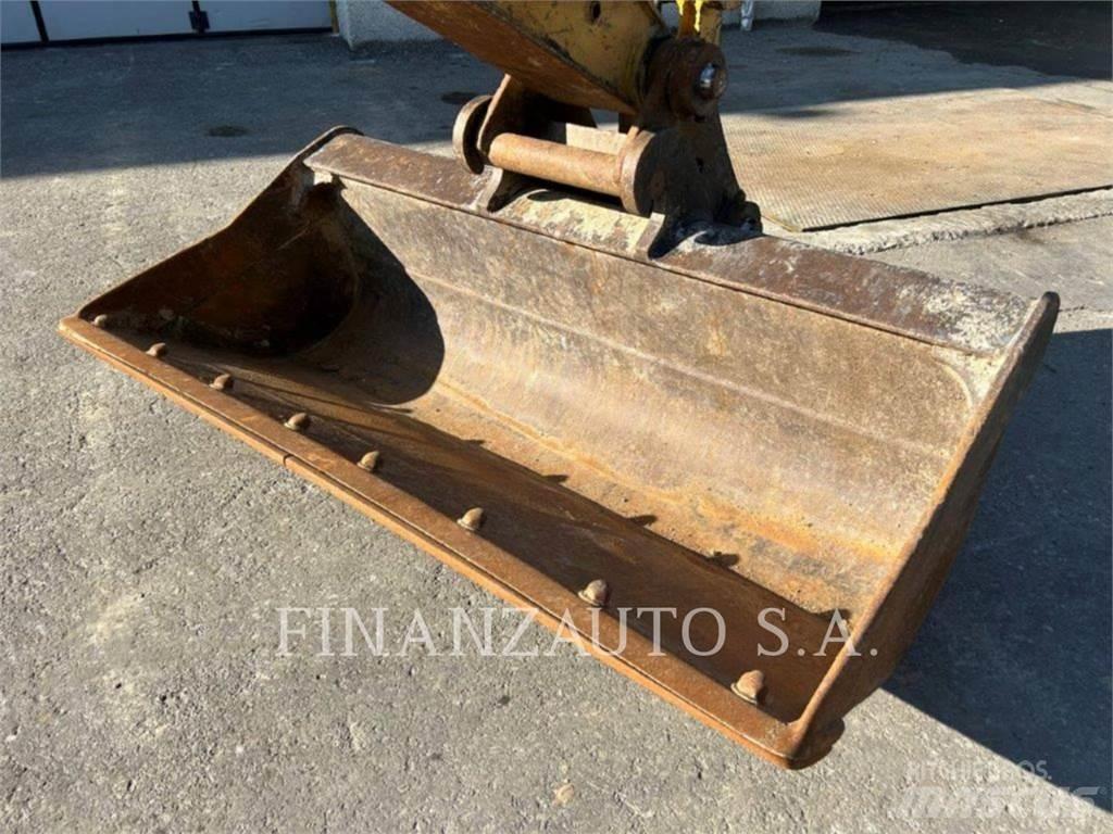 CAT 318F Escavadoras de rastos