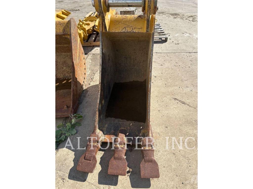 CAT 318FL 2D Escavadoras de rastos