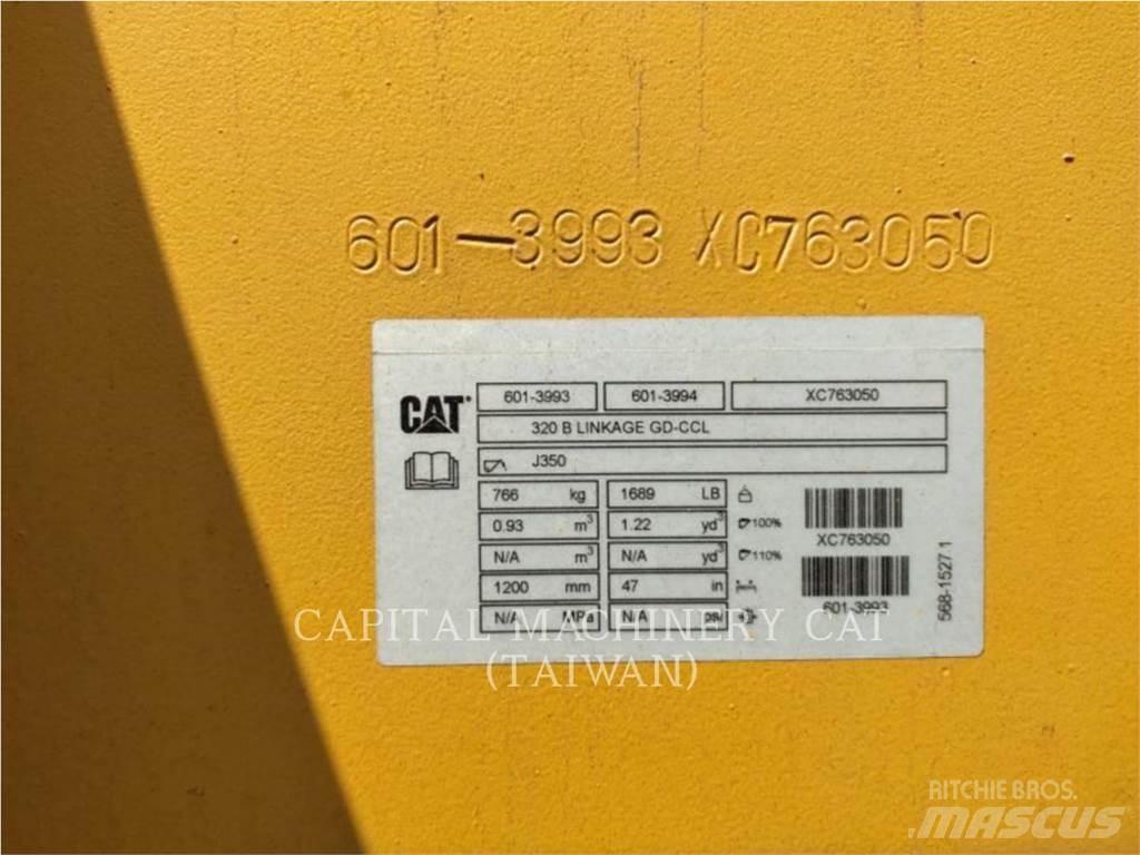 CAT 320 Baldes
