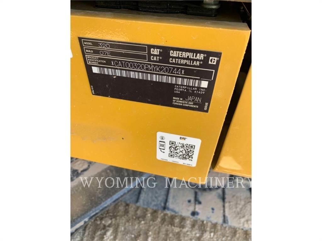 CAT 320 Escavadoras de rastos