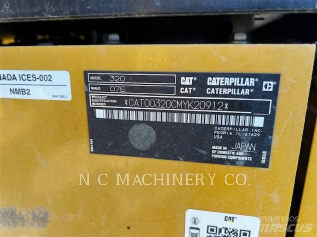 CAT 320 Escavadoras de rastos