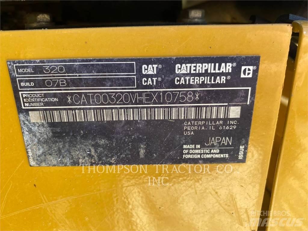 CAT 320 Escavadoras de rastos