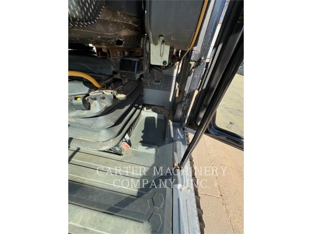 CAT 320 Escavadoras de rastos