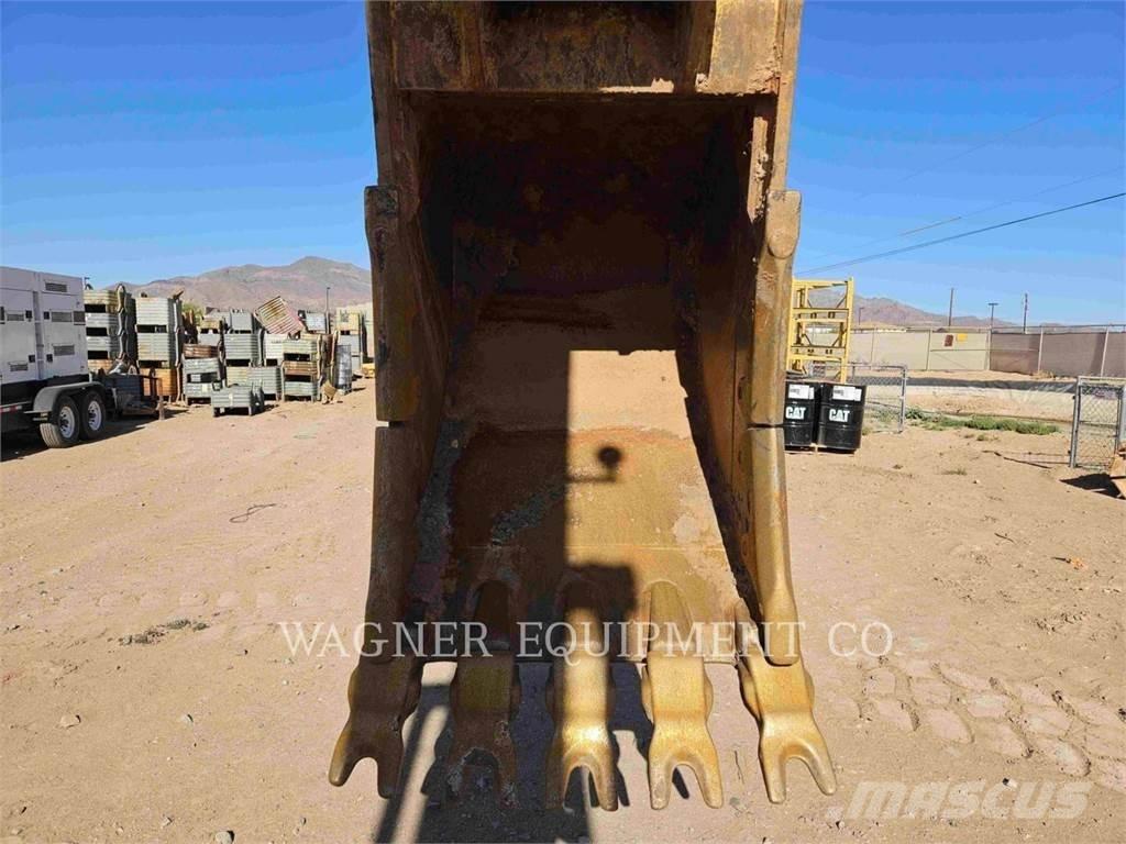 CAT 320 Escavadoras de rastos