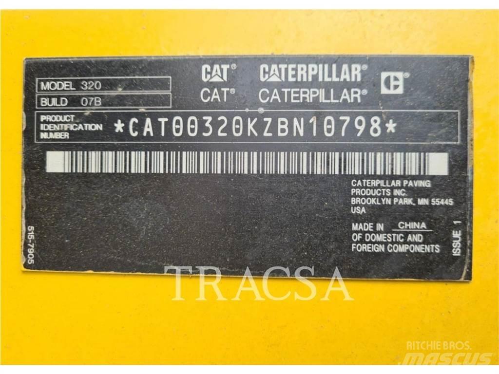 CAT 320 Escavadoras de rastos