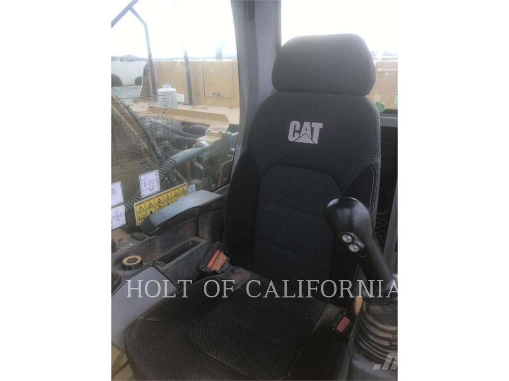 CAT 320 Escavadoras de rastos
