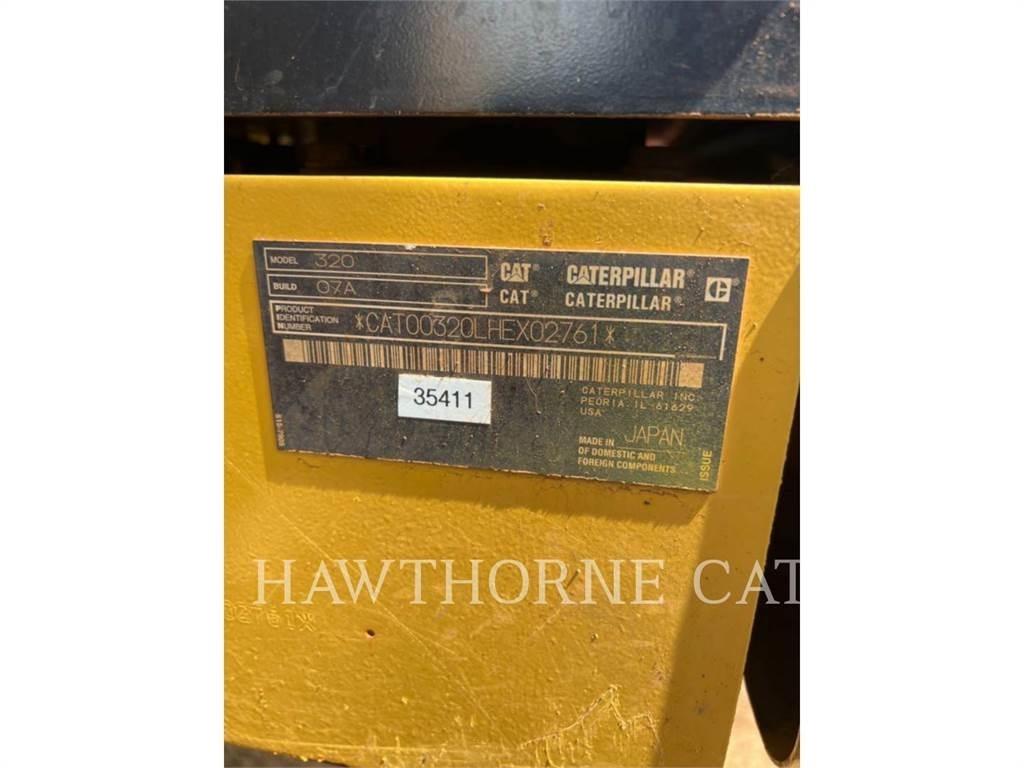CAT 320-07 Escavadoras de rastos