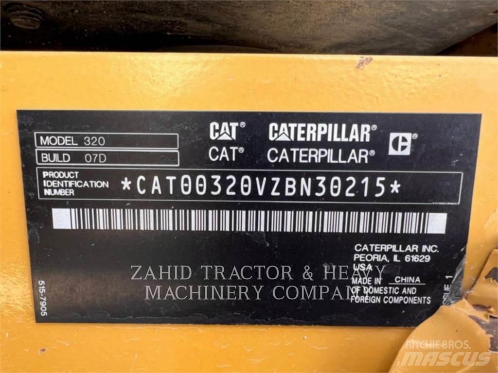 CAT 320-07 Escavadoras de rastos