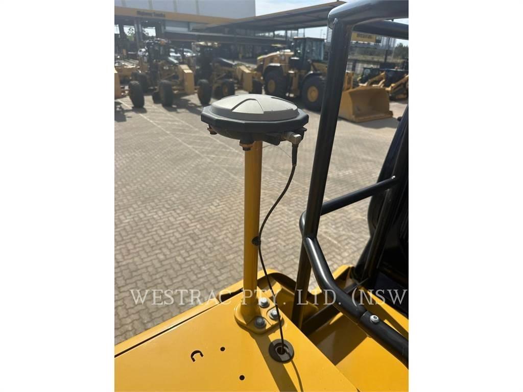 CAT 320-07 Escavadoras de rastos