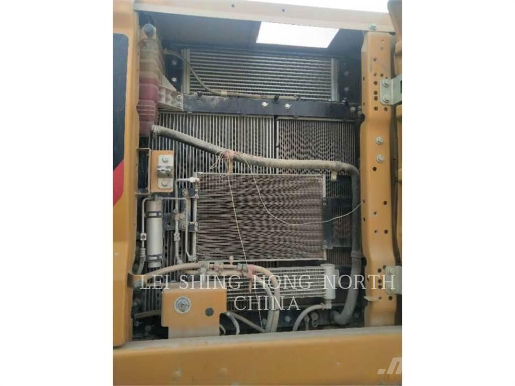 CAT 320-07 Escavadoras de rastos