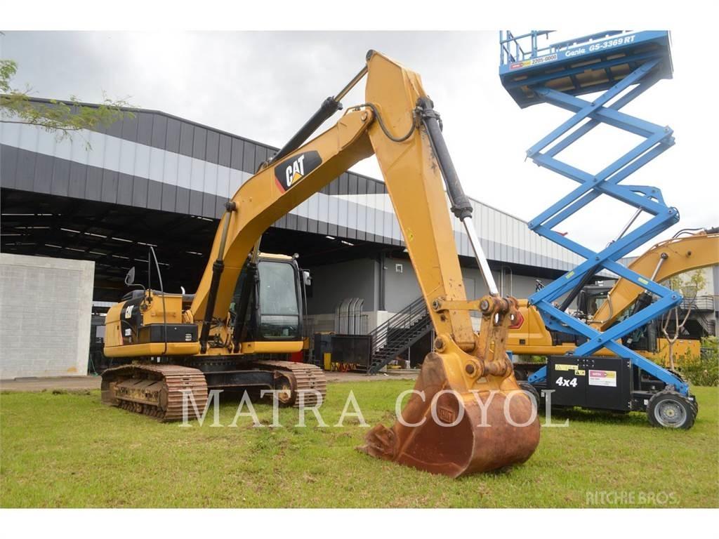 CAT 320 D 2 GC Escavadoras de rastos