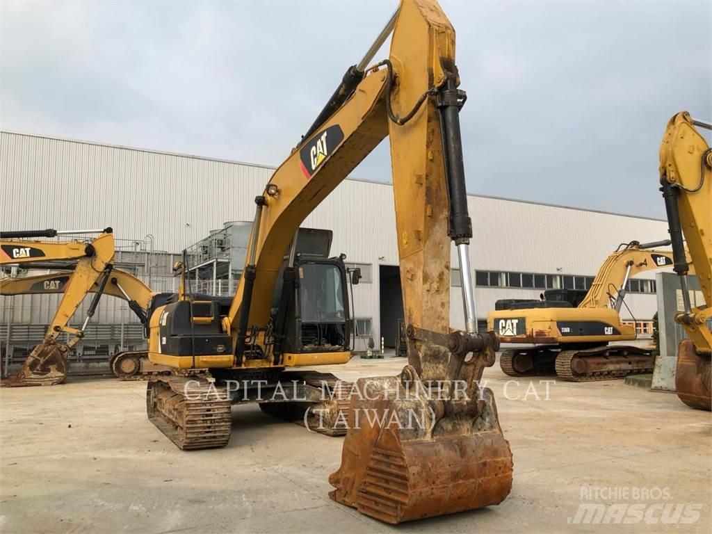 CAT 320D2 Escavadoras de rastos