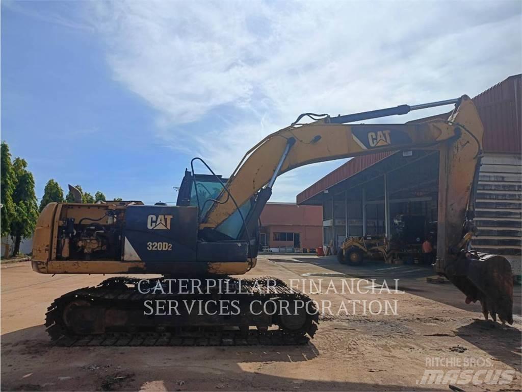 CAT 320D2 Escavadoras de rastos