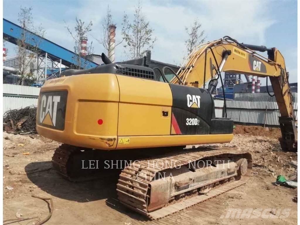 CAT 320D2 Escavadoras de rastos