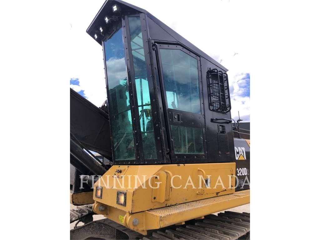 CAT 320D2 FM Escavadoras florestais