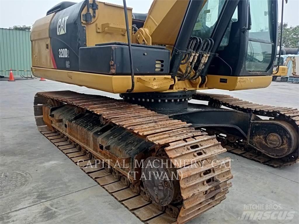 CAT 320D2GC Escavadoras de rastos