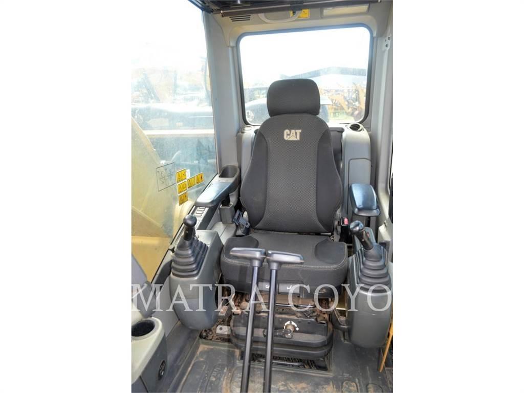 CAT 320D2GC Escavadoras de rastos