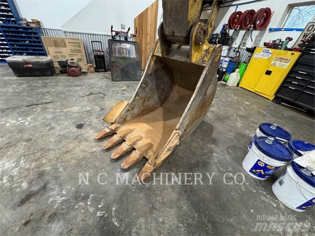 CAT 320L Escavadoras de rastos