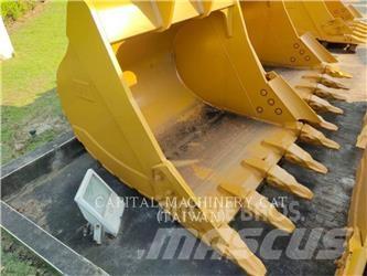 CAT 323 Baldes