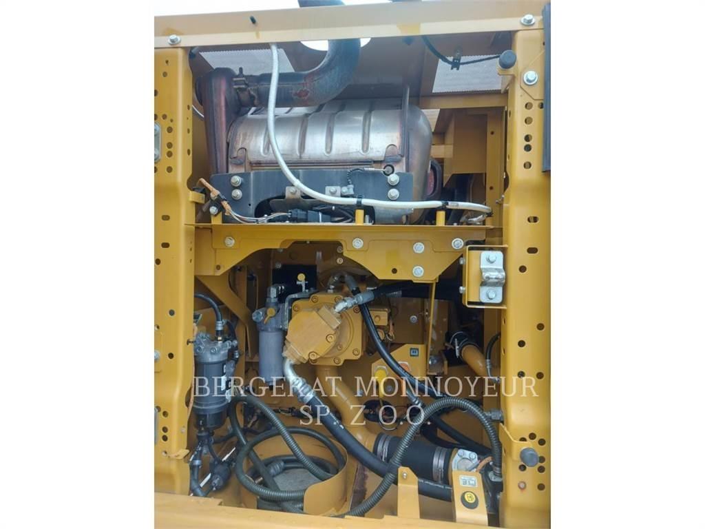 CAT 323 Escavadoras de rastos