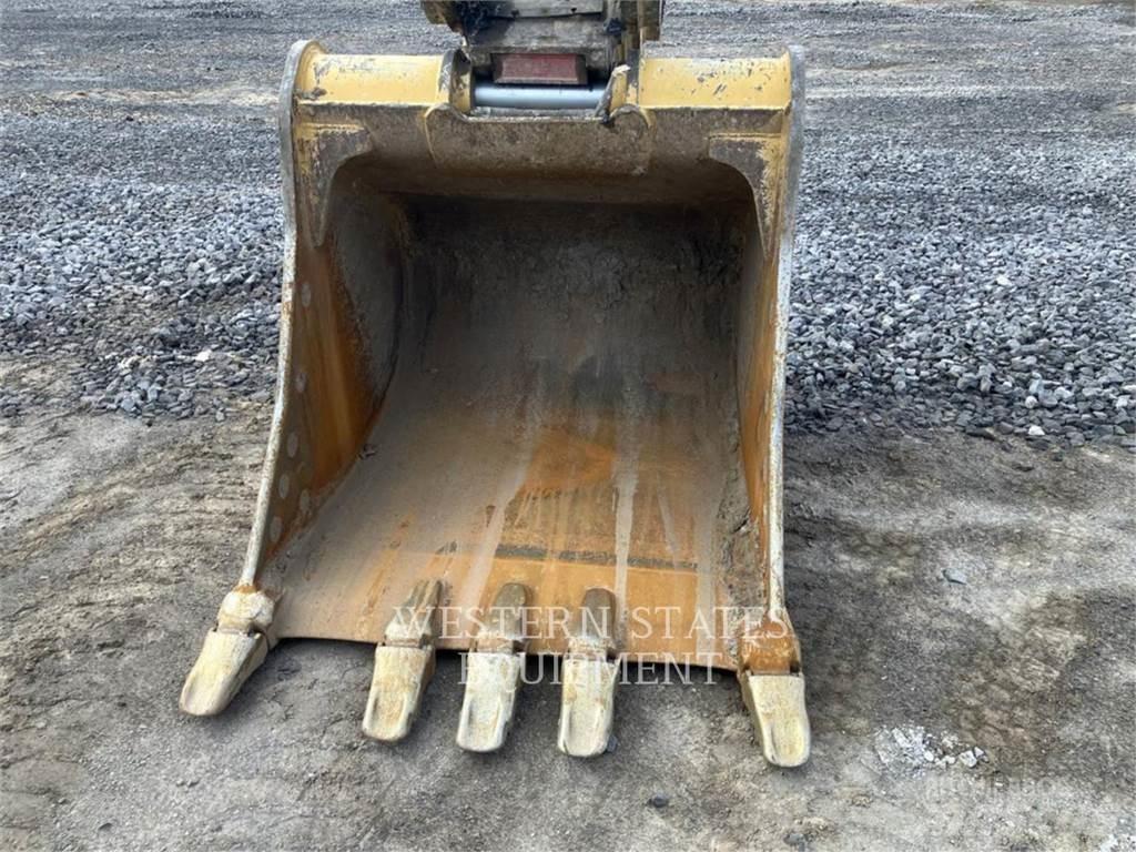 CAT 323 Escavadoras de rastos