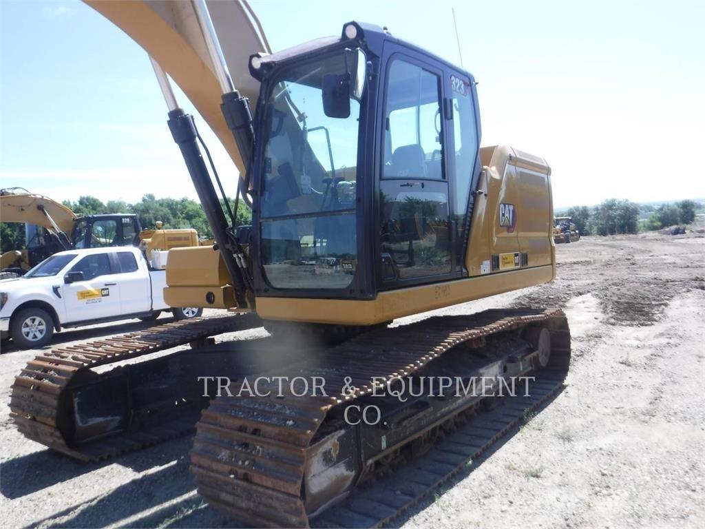 CAT 323 Escavadoras de rastos