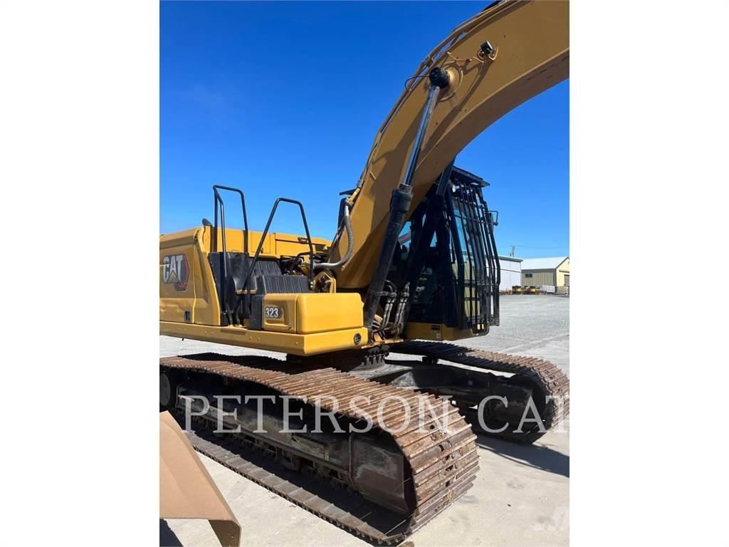 CAT 323 Escavadoras de rastos