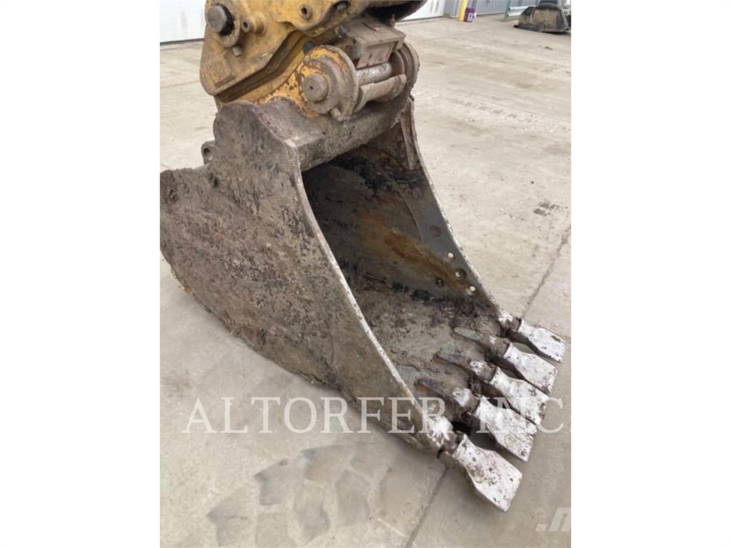 CAT 323-07 Escavadoras de rastos