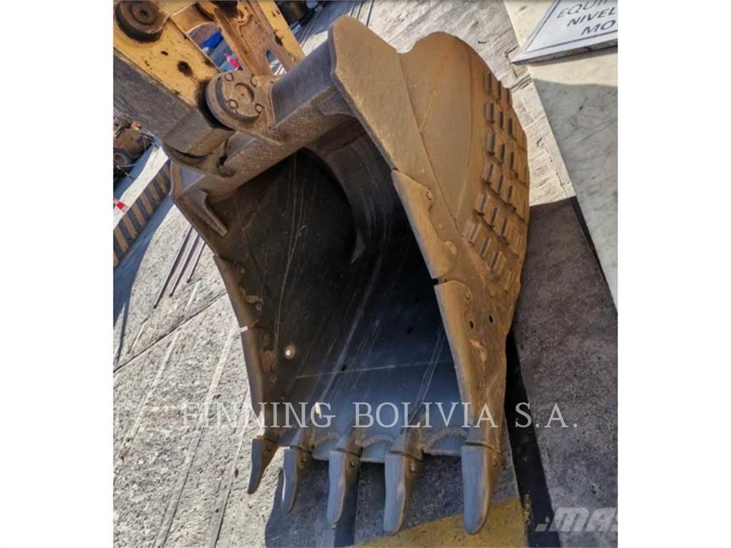 CAT 323-07 Escavadoras de rastos