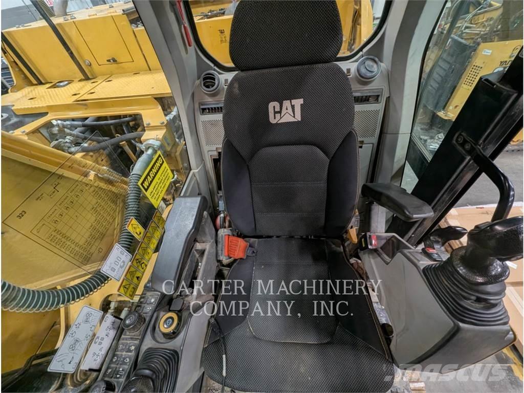CAT 323-07 Escavadoras de rastos