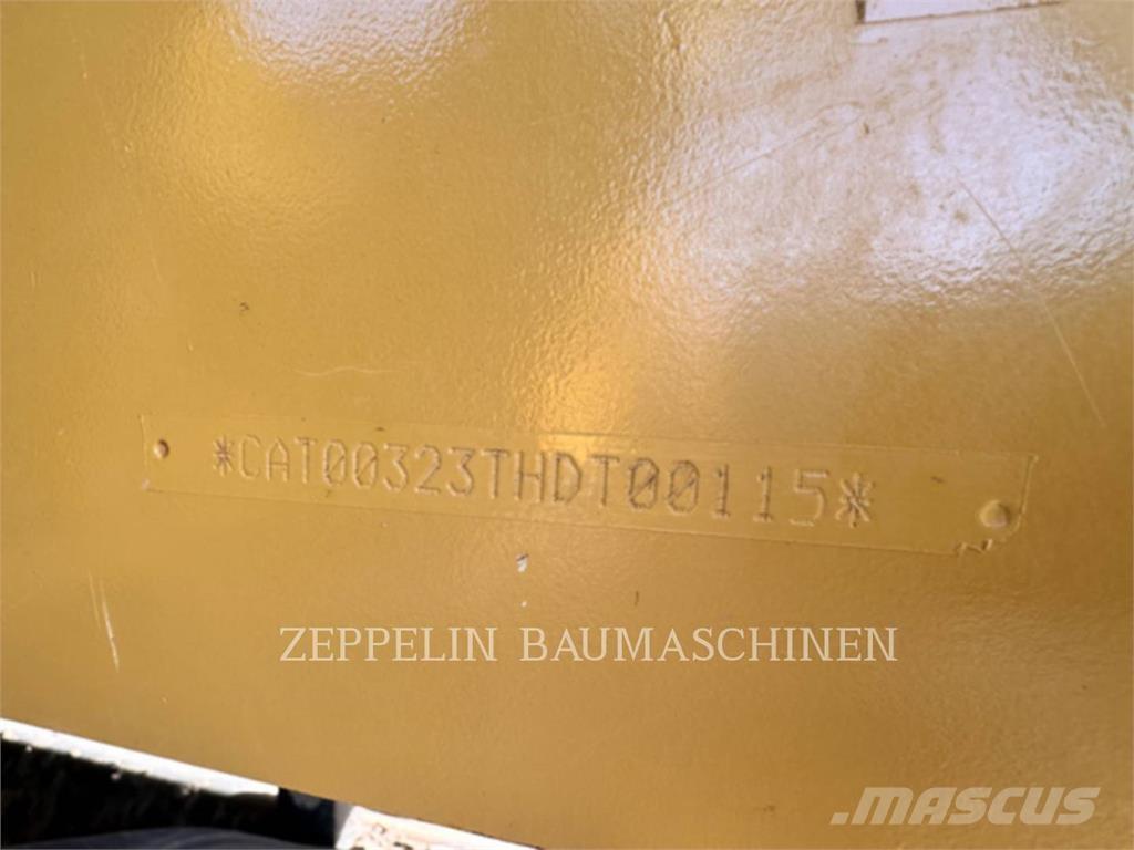 CAT 323-07B Escavadoras de rastos