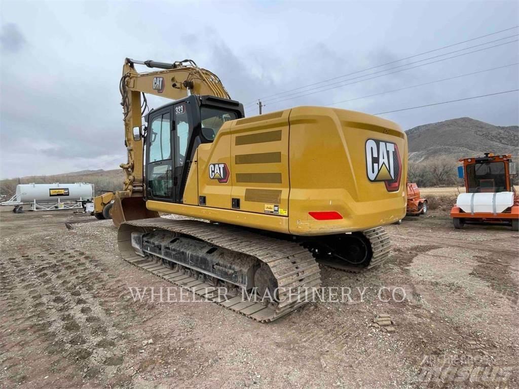 CAT 323 CF Escavadoras de rastos