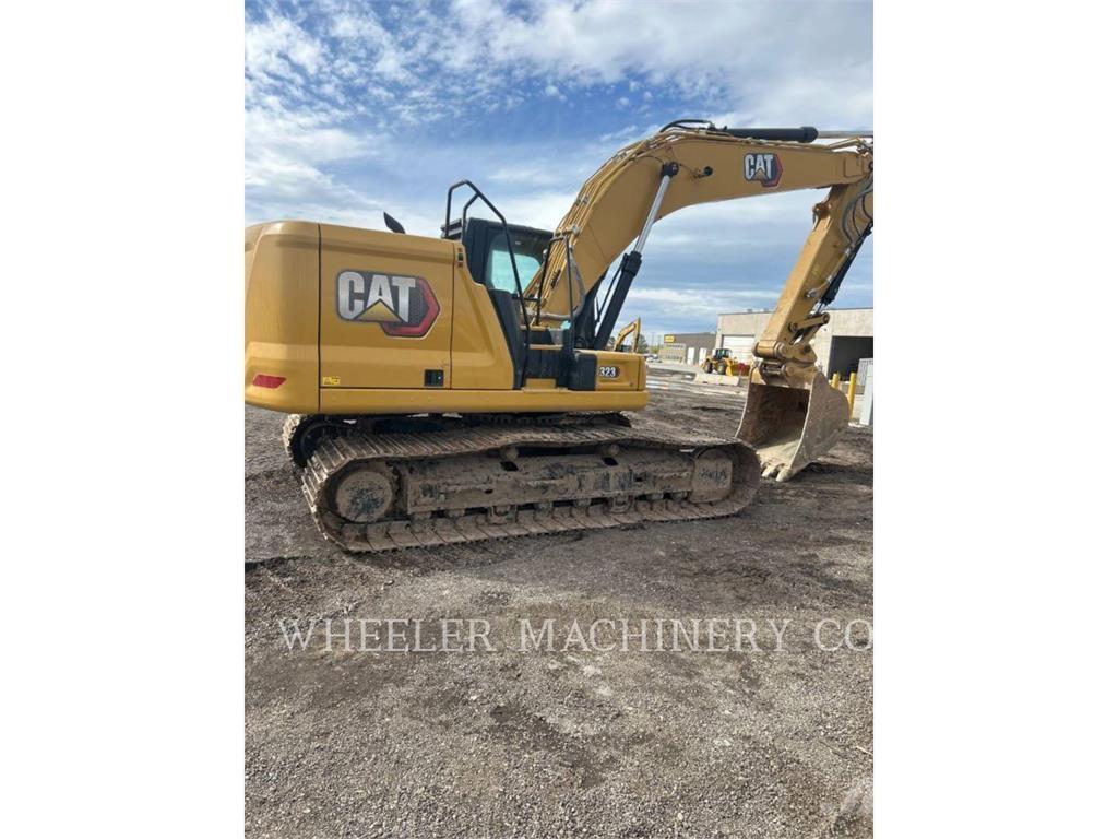 CAT 323 CF Escavadoras de rastos