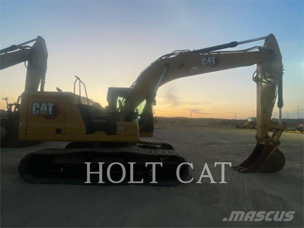 CAT 323 TC Escavadoras de rastos