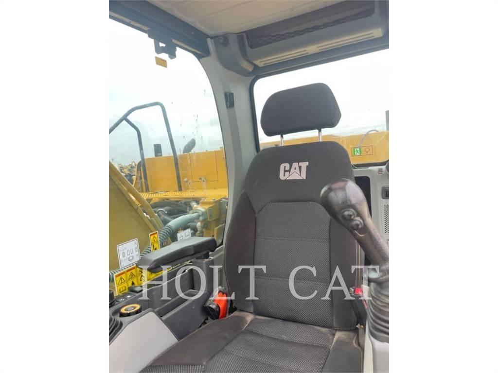 CAT 323 TC3 Escavadoras de rastos