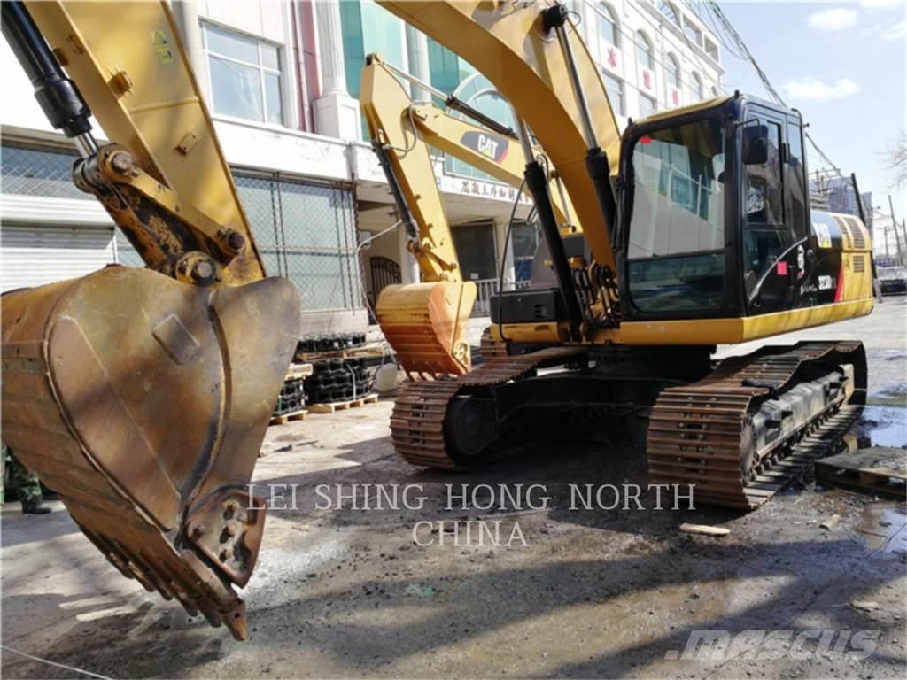 CAT 323D2L Escavadoras de rastos