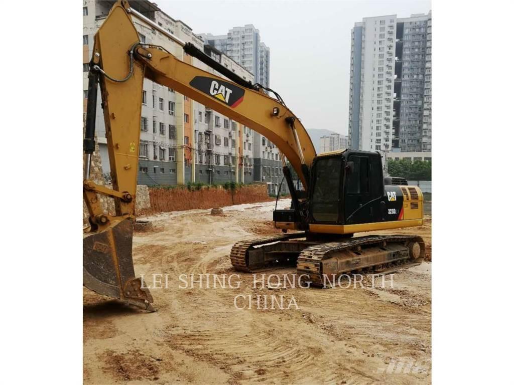 CAT 323D2L Escavadoras de rastos