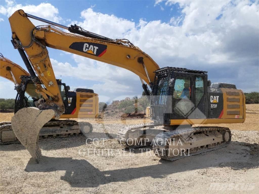 CAT 323F Escavadoras de rastos